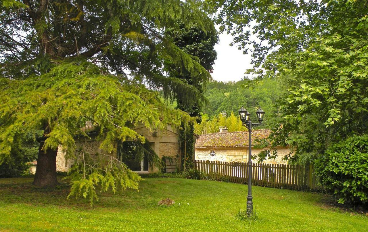 Moulin De Rioupassat Chambres D'Hotes De Charme Rauzan Exterior photo